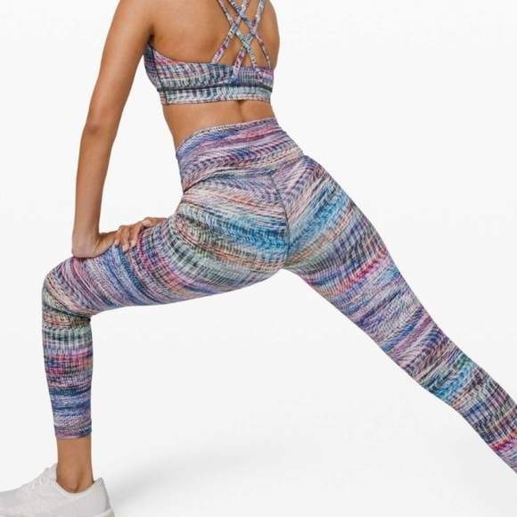 Lululemon sz 6 Wunder Train High-Rise Tight 25"
Digital Oasis White Multi VGUC - Picture 2 of 14